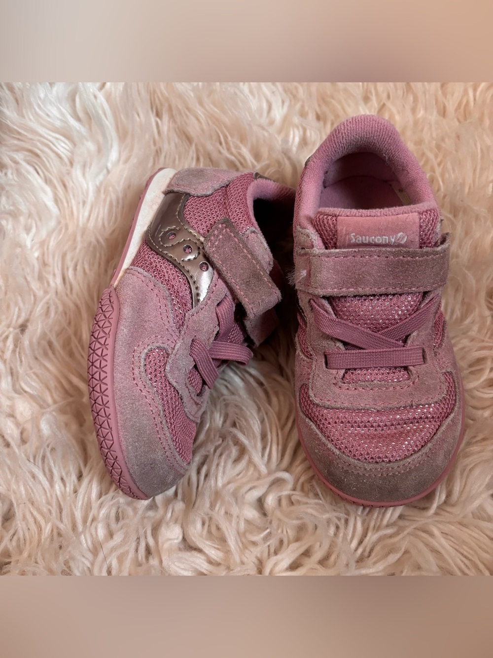 Saucony Baby Jazz, Youth/Toddler Girls' Lite Sneakers, Blush